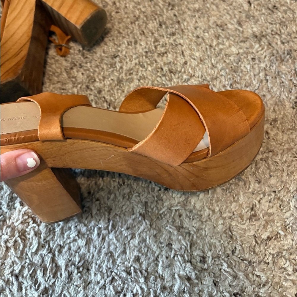 Zara vintage wooden platform leather tan sandals - Picture 11 of 15